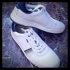 Ecco sneakers
